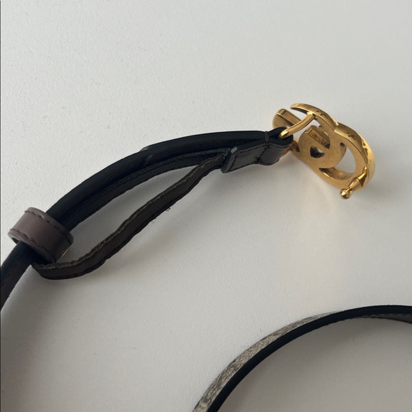 Small Gucci belt, only worn a handful of times!